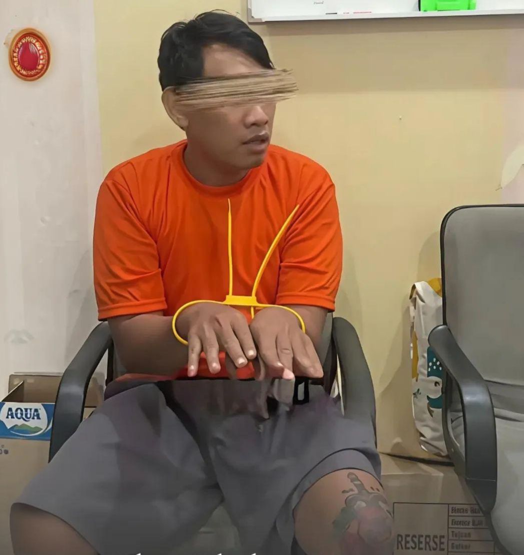 AKSI PENJAMBRETAN SURABAYA BERUJUNG UNIK, PELAKU MEMINTA PERLINDUNGAN POLISI SETELAH KETAUAN WARGA, DINILAI LEBIH AMAN DIAMANKAN DARIPADA DIHAKIMI MASSA