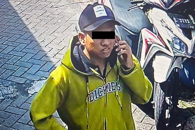 Surabaya – Aksi Pencurian Kendaraan Bermotor Kembali Meresahkan Warga, Kali Ini di Jalan Simolawang Gang 6 Kecamatan Simokerto